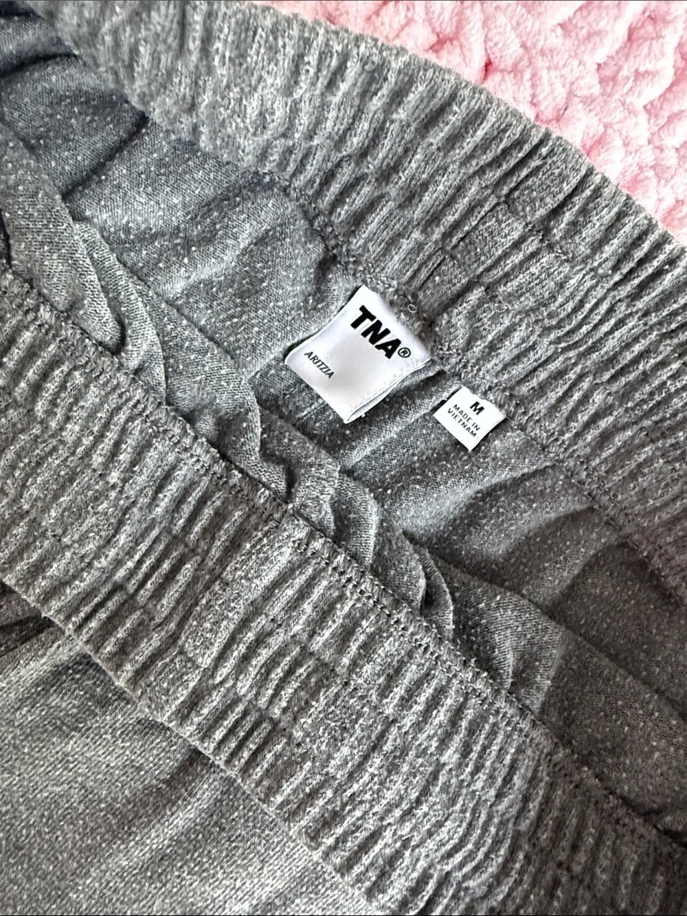 Aritzia Women’s Grey Sweatpants - Picture 2 of 3